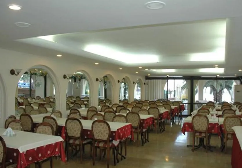 Ozcelik Hotel Kusadasi Turkey